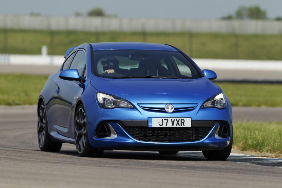  Vauxhall Astra VXR 2012 года  (фото 76 из 274)